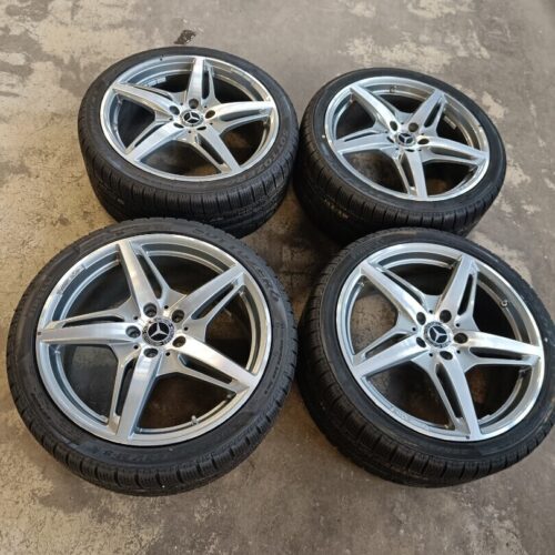 Mercedes-Benz rengassarja - Mercedes Benz W213, kuva 1