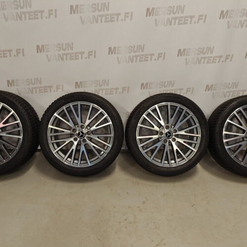 Mercedes-Benz rengassarja - Winter iCept Evo2  225 45x18 , kuva 1