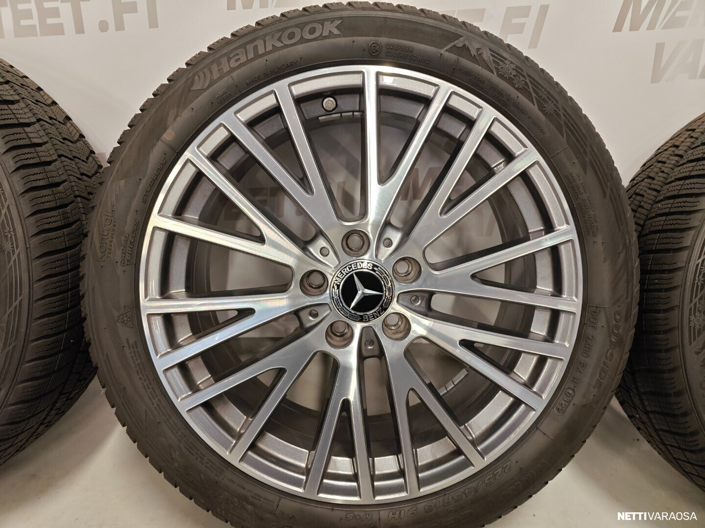 Mercedes-Benz rengassarja - Winter iCept Evo2 225 45x18 , kuva 3