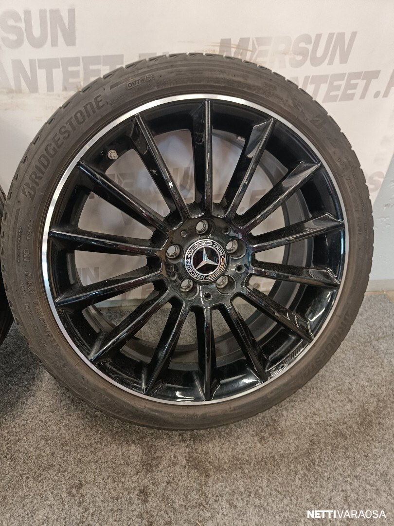 Mercedes-Benz rengassarja - Mercedes Benz A B CLA, kuva 5
