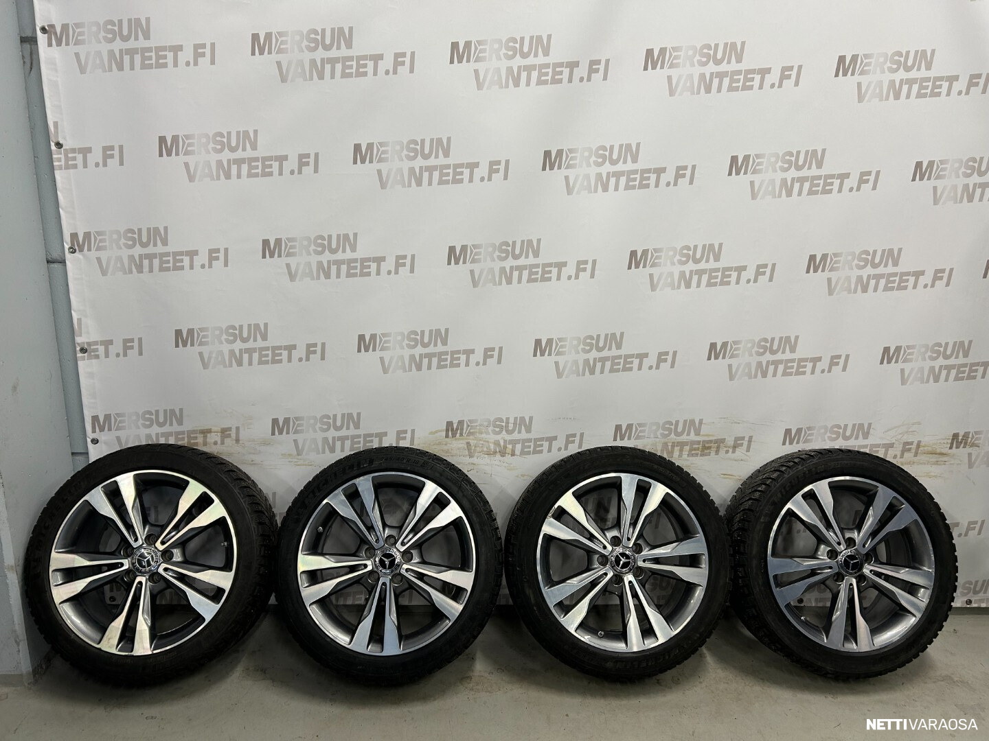 Mercedes-Benz rengassarja - Mercedes-Benz W205 C-sarja, kuva 1