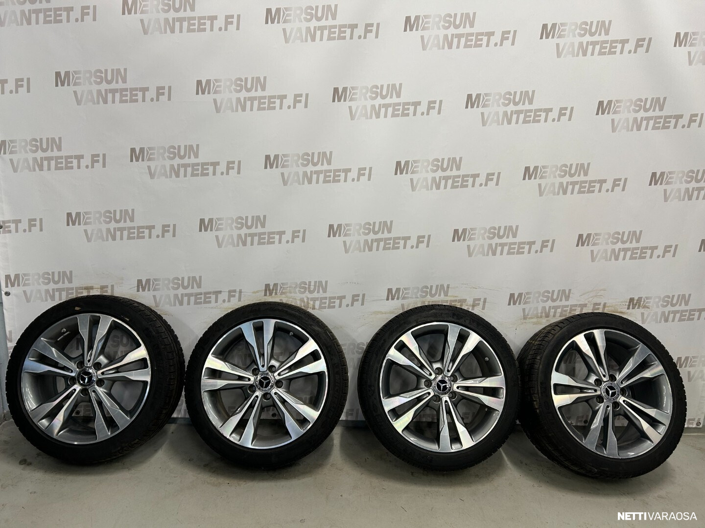 Mercedes-Benz rengassarja - Mercedes-Benz W205 C-sarja, kuva 1