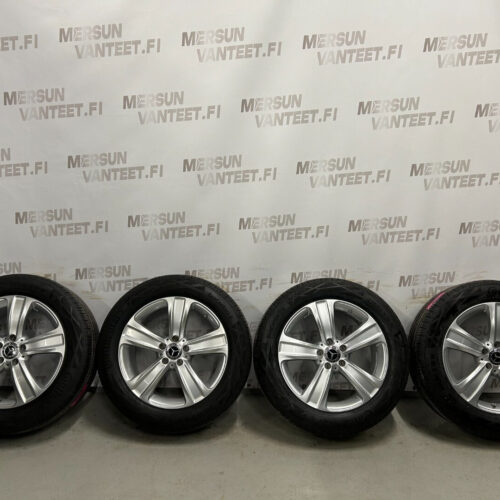 Mercedes-Benz rengassarja - Mercedes-Benz W243 EQA EQB, kuva 1