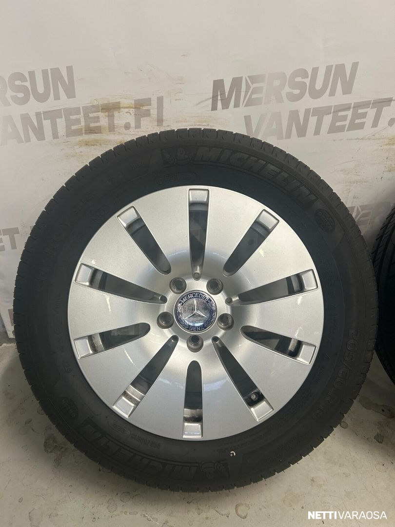 Mercedes-Benz rengassarja - Mercedes-Benz W205 C-sarja, kuva 5