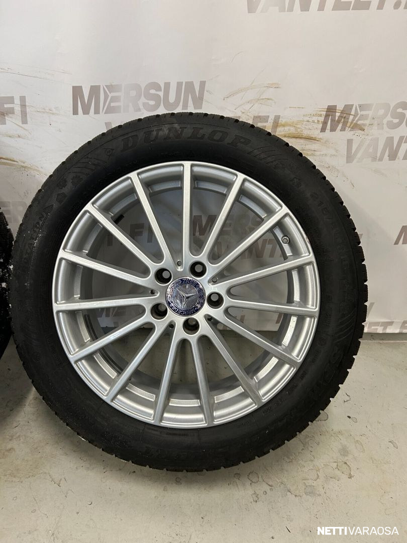 Mercedes-Benz rengassarja - Mercedes-Benz X156 W156 GLA, kuva 2