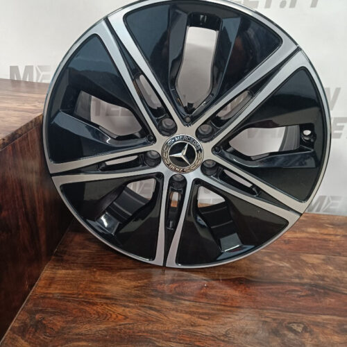 Mercedes-Benz alkuperäiset vanteet - Mercedes-Benz  A B CLA , kuva 1