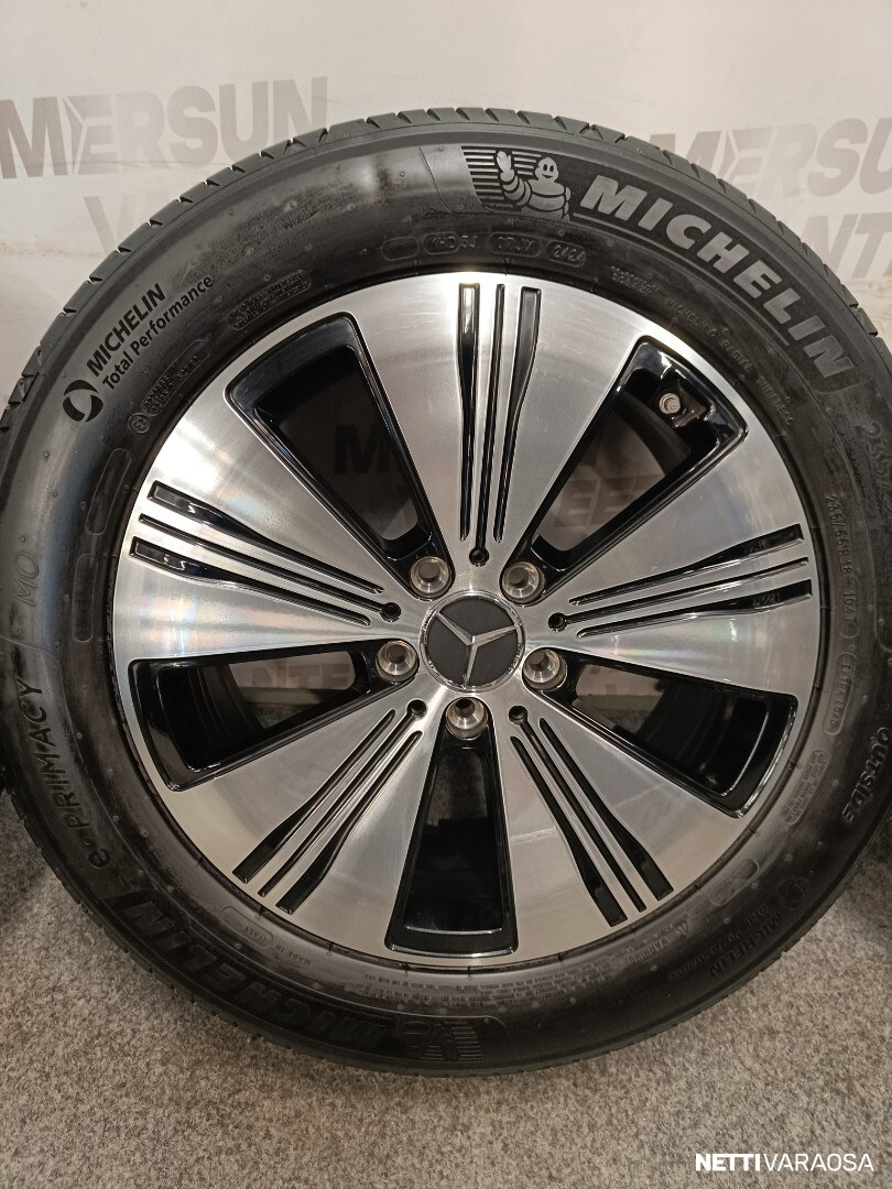 Mercedes-Benz rengassarja - EQA EQB Mercedes Benz, kuva 4