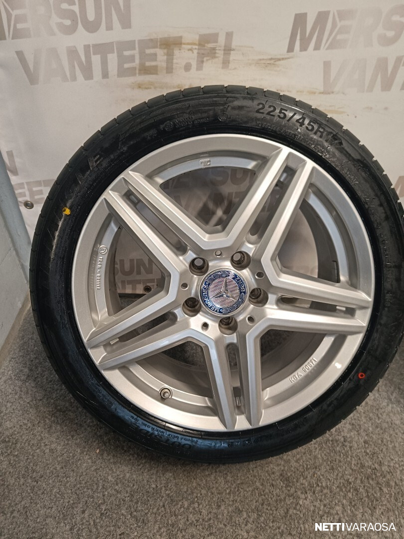 Mercedes-Benz rengassarja - Mercedes Benz W204, kuva 2