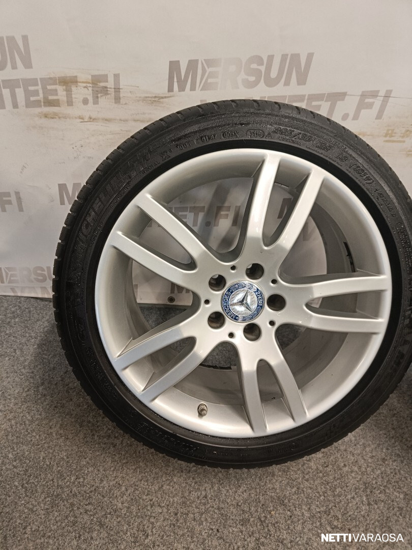 Mercedes-Benz rengassarja - Mercedes-Benz W211 E-sarja 18", kuva 2