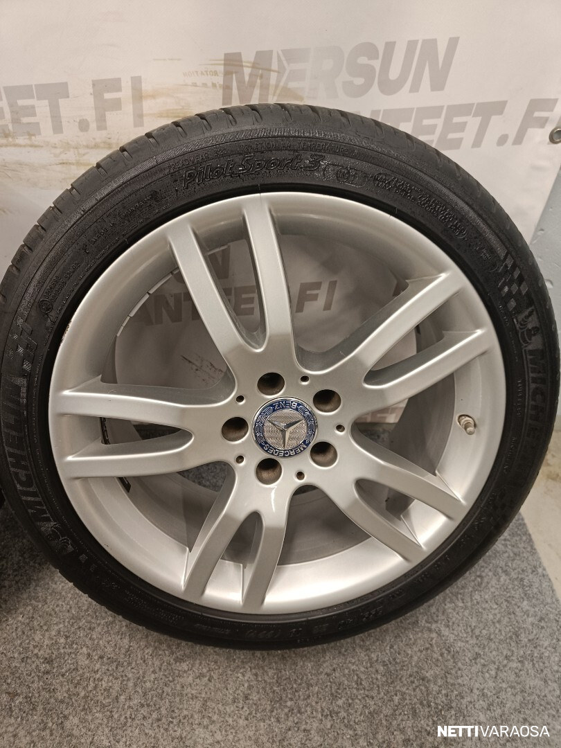 Mercedes-Benz rengassarja - Mercedes-Benz W211 E-sarja 18", kuva 5