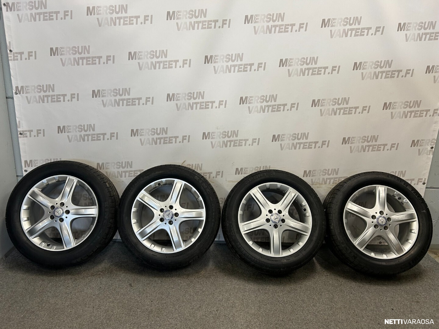Mercedes-Benz rengassarja - Mercedes-Benz W251 R-sarja, kuva 1