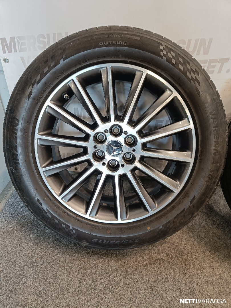Mercedes-Benz rengassarja - Mercedes-Benz X-Sarjaan W470, kuva 2