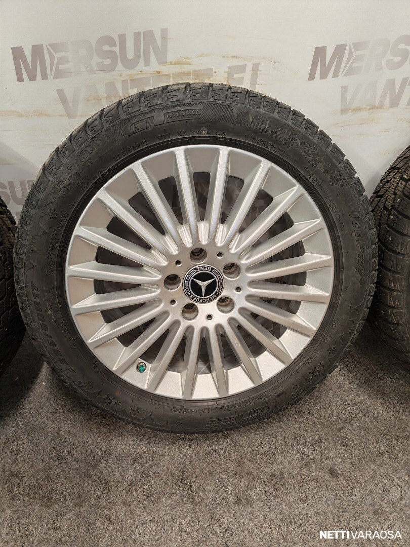 Mercedes-Benz rengassarja - Mercedes Benz W 205 C Sarjaan, kuva 3