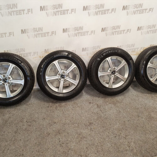 Mercedes-Benz rengassarja - A B CLA 17", kuva 1