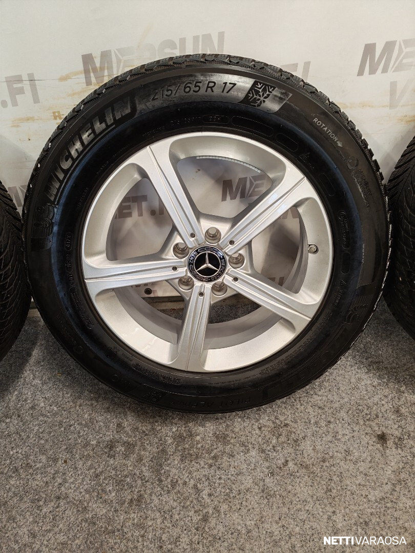 Mercedes-Benz rengassarja - A B CLA 17", kuva 4