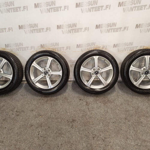 Mercedes-Benz rengassarja - A B CLA 17", kuva 1