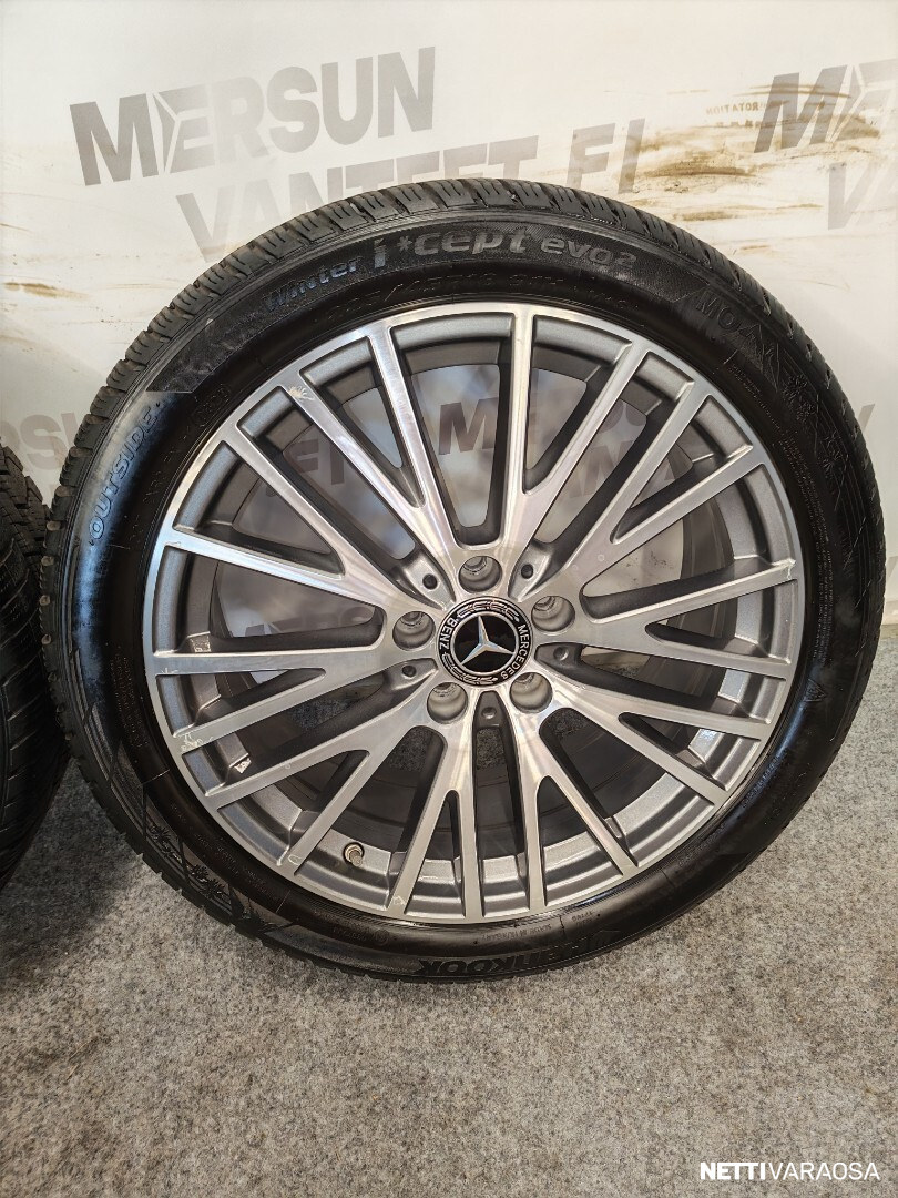 Mercedes-Benz rengassarja - A B CLA 18", kuva 2