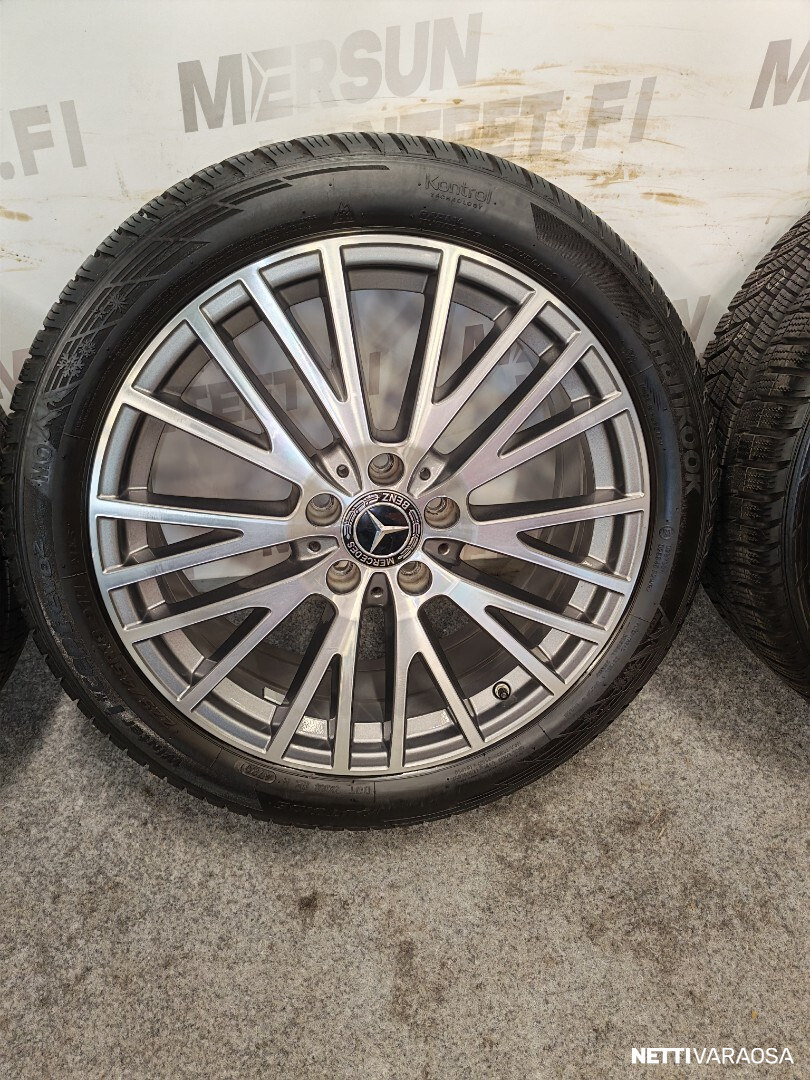 Mercedes-Benz rengassarja - A B CLA 18", kuva 3