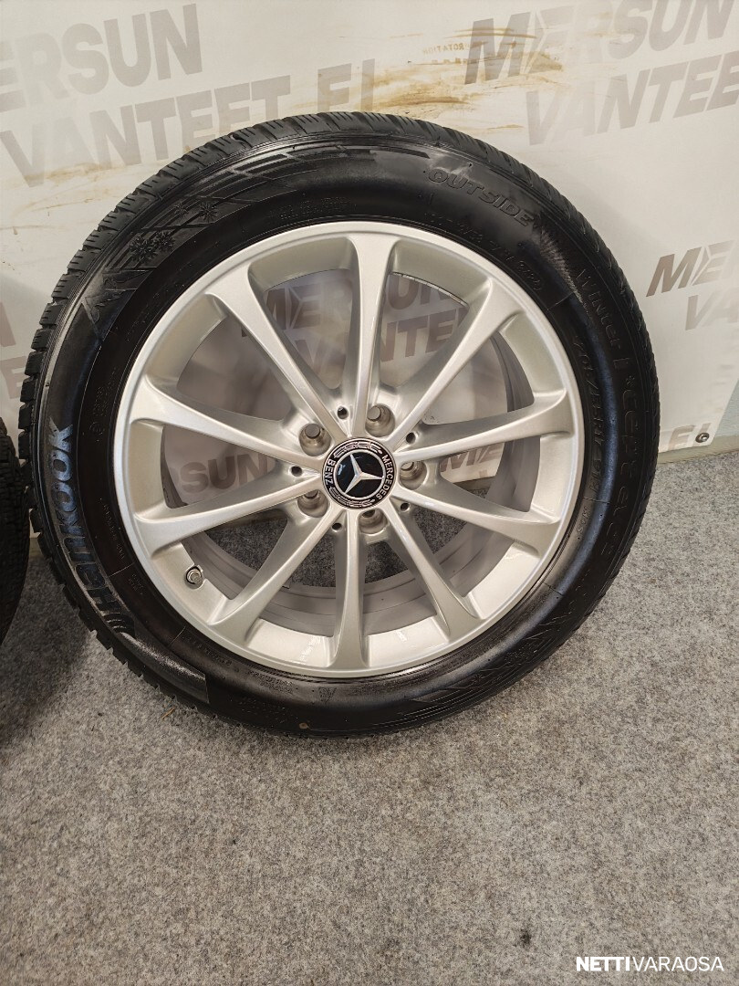 Mercedes-Benz rengassarja - A B CLA, kuva 2