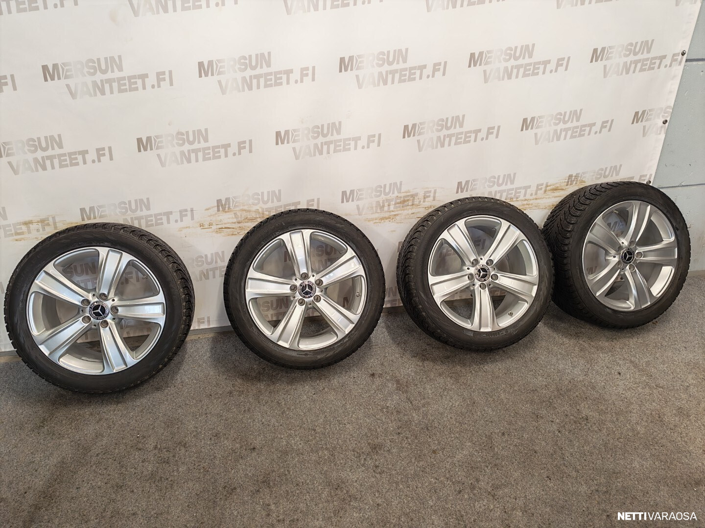 Mercedes-Benz rengassarja - W 213 E sarja 18", kuva 1