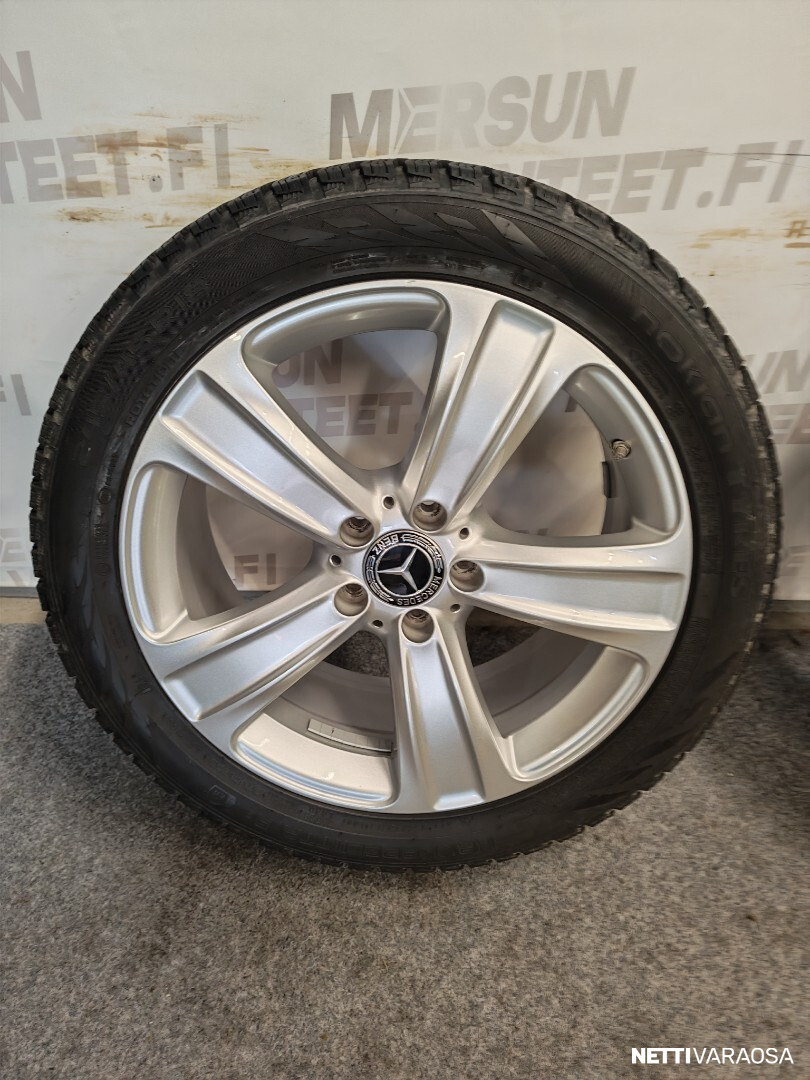 Mercedes-Benz rengassarja - W 213 E sarja 18", kuva 5