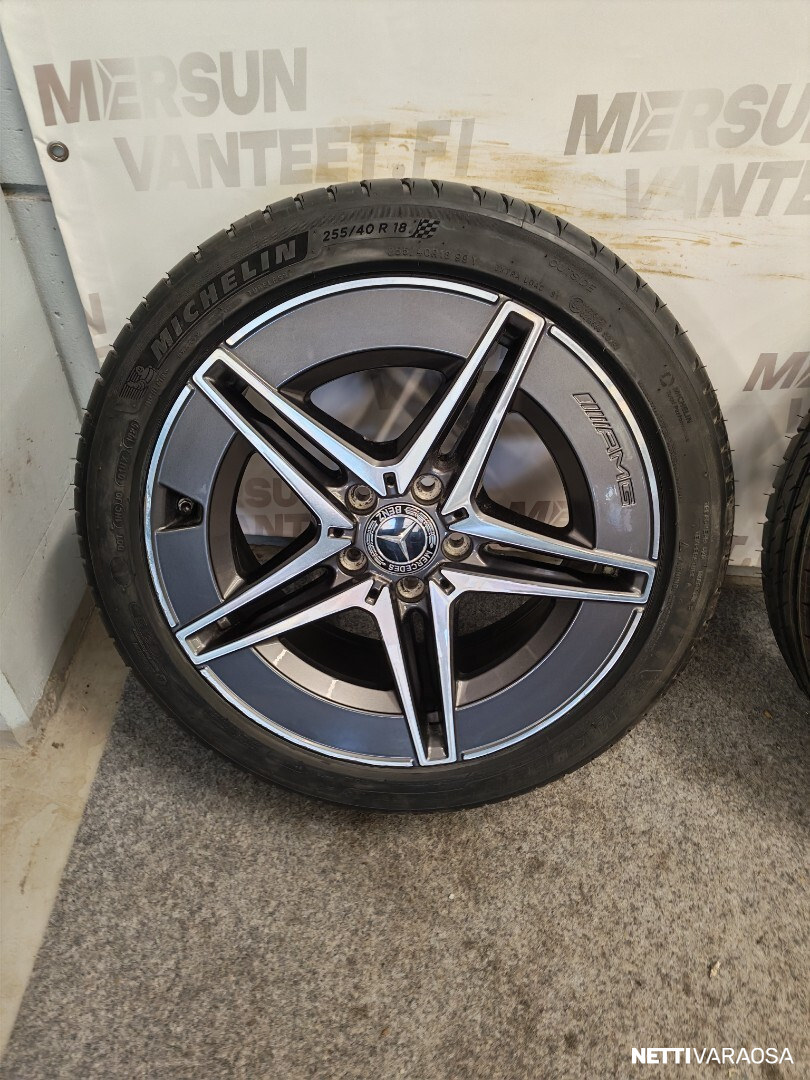 Mercedes-Benz rengassarja - Mercedes-Benz W205 C-sarja, kuva 5