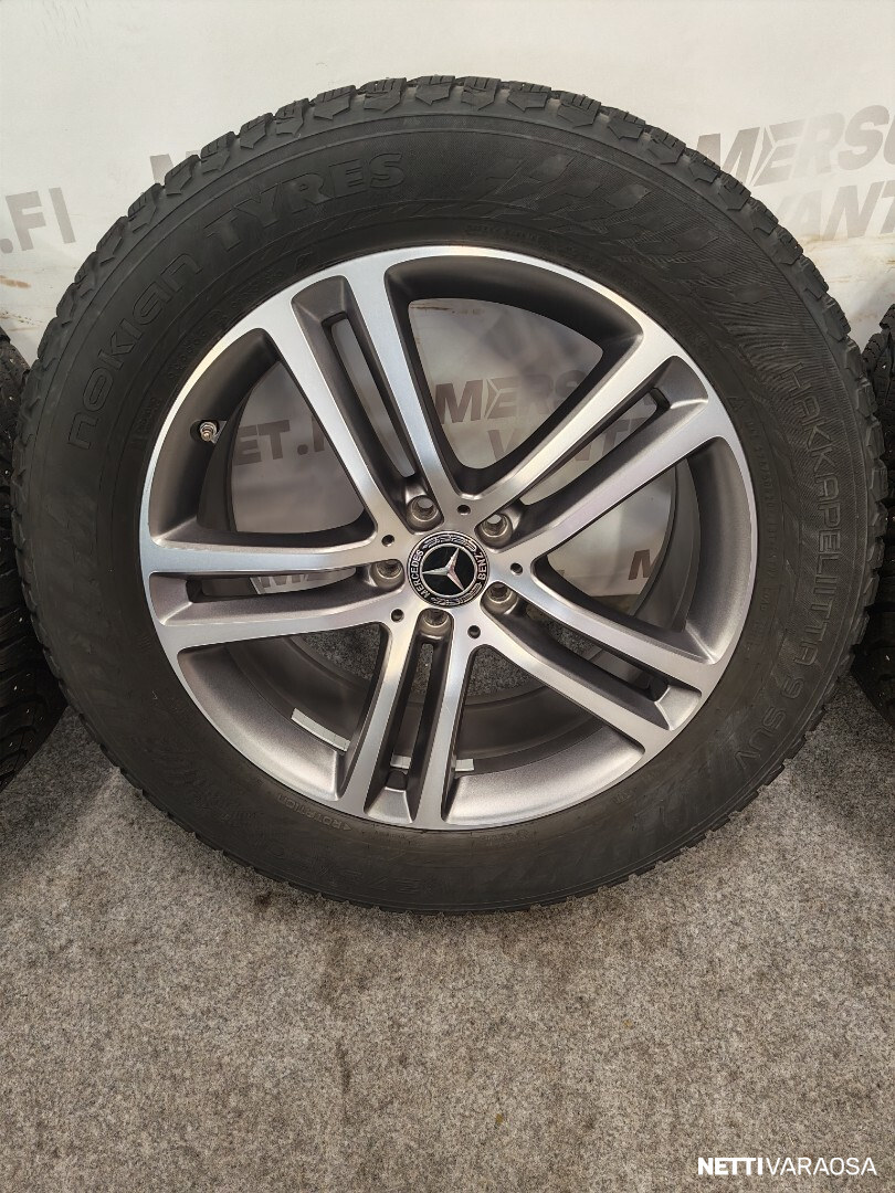 Mercedes-Benz rengassarja - W 167 Nokian nastat 20", kuva 3