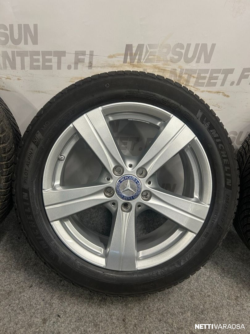 Mercedes-Benz rengassarja - Mercedes-Benz W174 CLA EQ , kuva 3