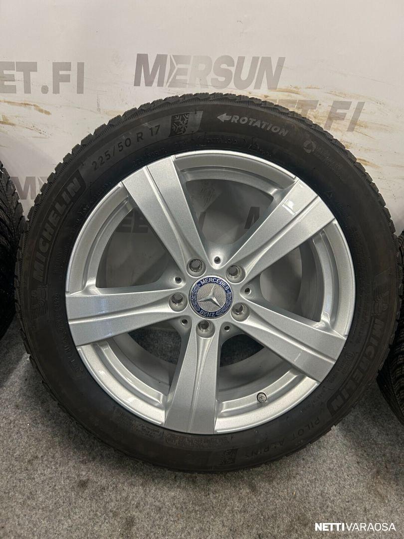 Mercedes-Benz rengassarja - Mercedes-Benz W174 CLA EQ , kuva 4