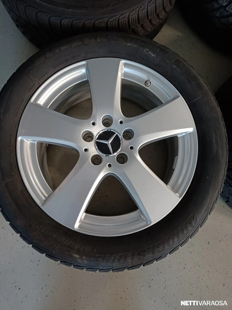 Mercedes-Benz rengassarja - Mercedes-Benz W205 C-sarja, kuva 2