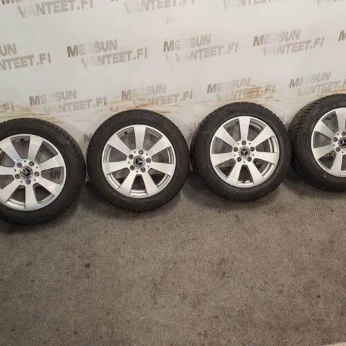 Mercedes-Benz rengassarja - W204 Mercedes Benz, kuva 1